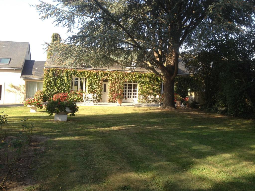Le Petit Pont Hotel Monce-en-Belin Ngoại thất bức ảnh